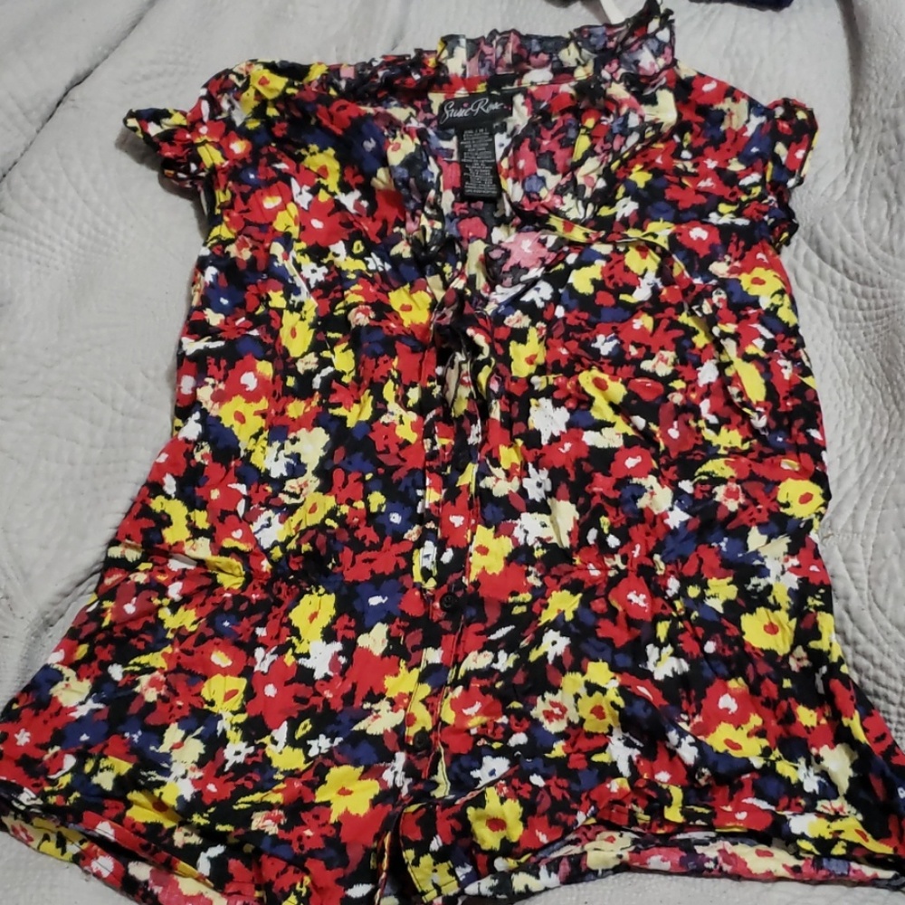 Button down tank